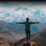 زمینی بودن و شگفتی طبیعت: پلی به هویت، معنا و تمامیت زندگی